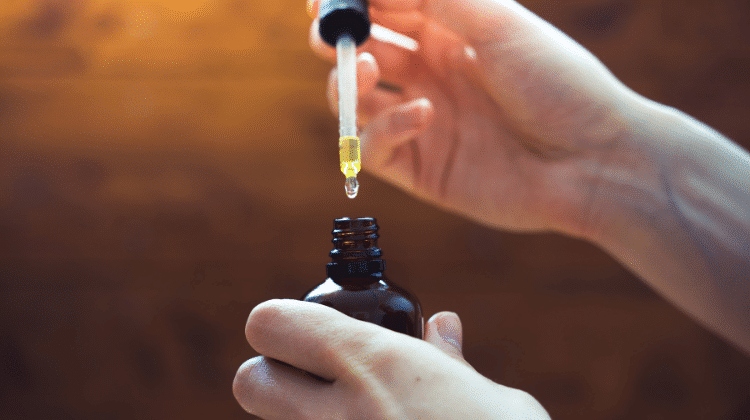 CBD Oil – Benefits, Uses & Side-Effects
